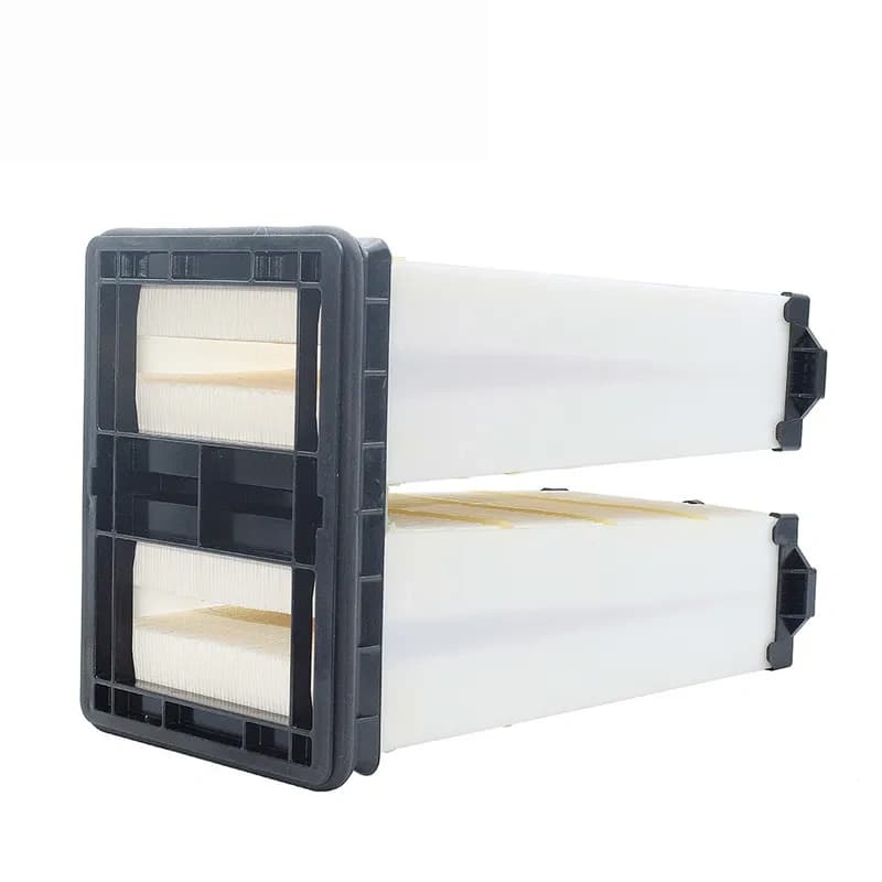 Air Filter Analog to Fleetguard AF55021